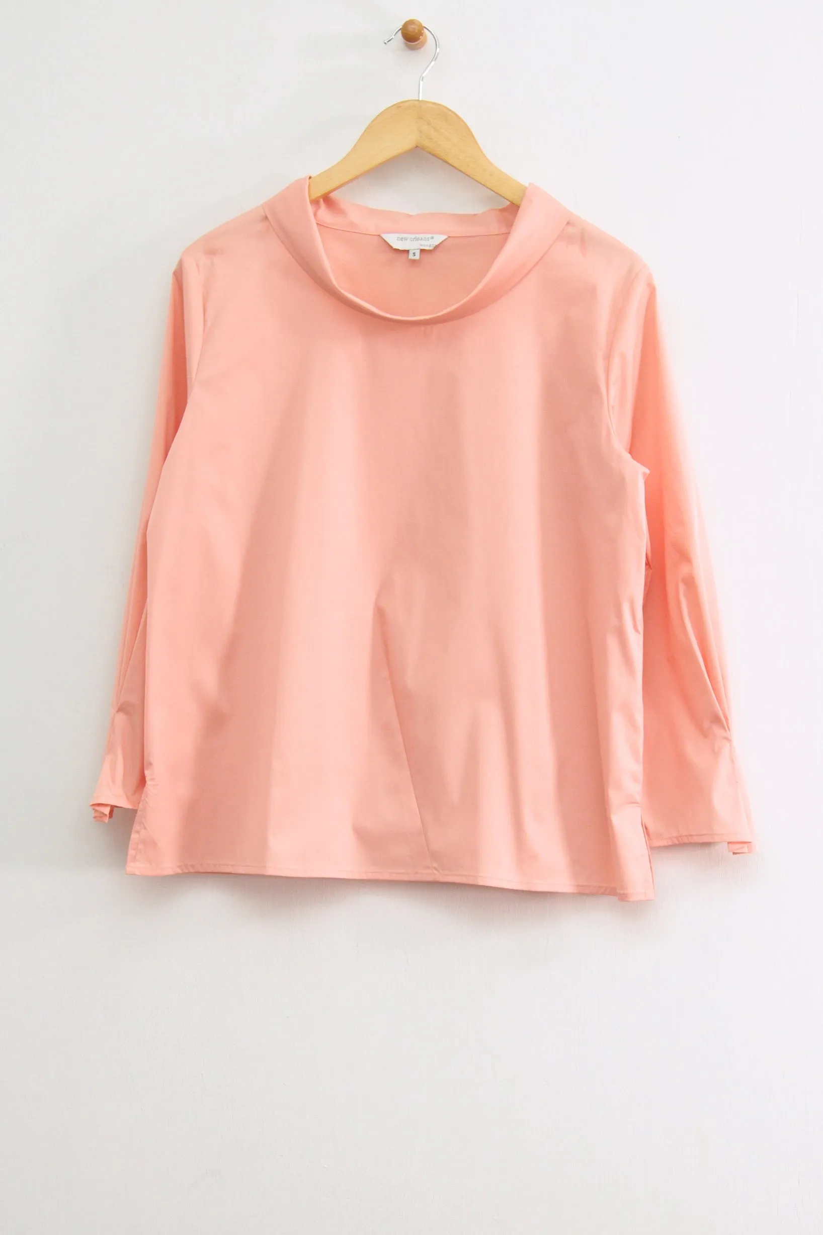 26" Folded Collar Pullover Top