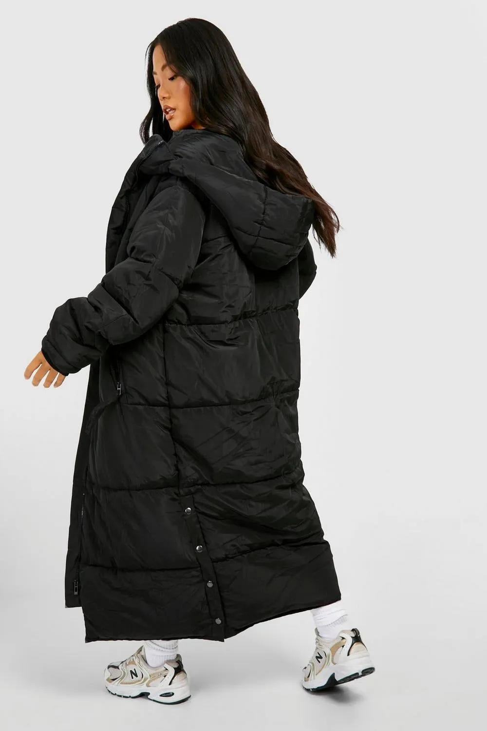 HOODED LONGLINE PUFFER JACKET-BLACK