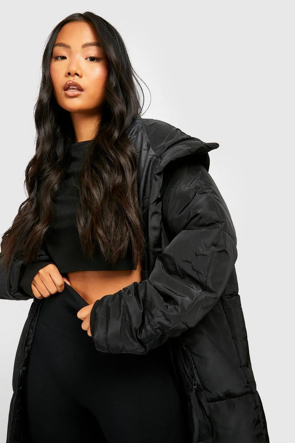 HOODED LONGLINE PUFFER JACKET-BLACK