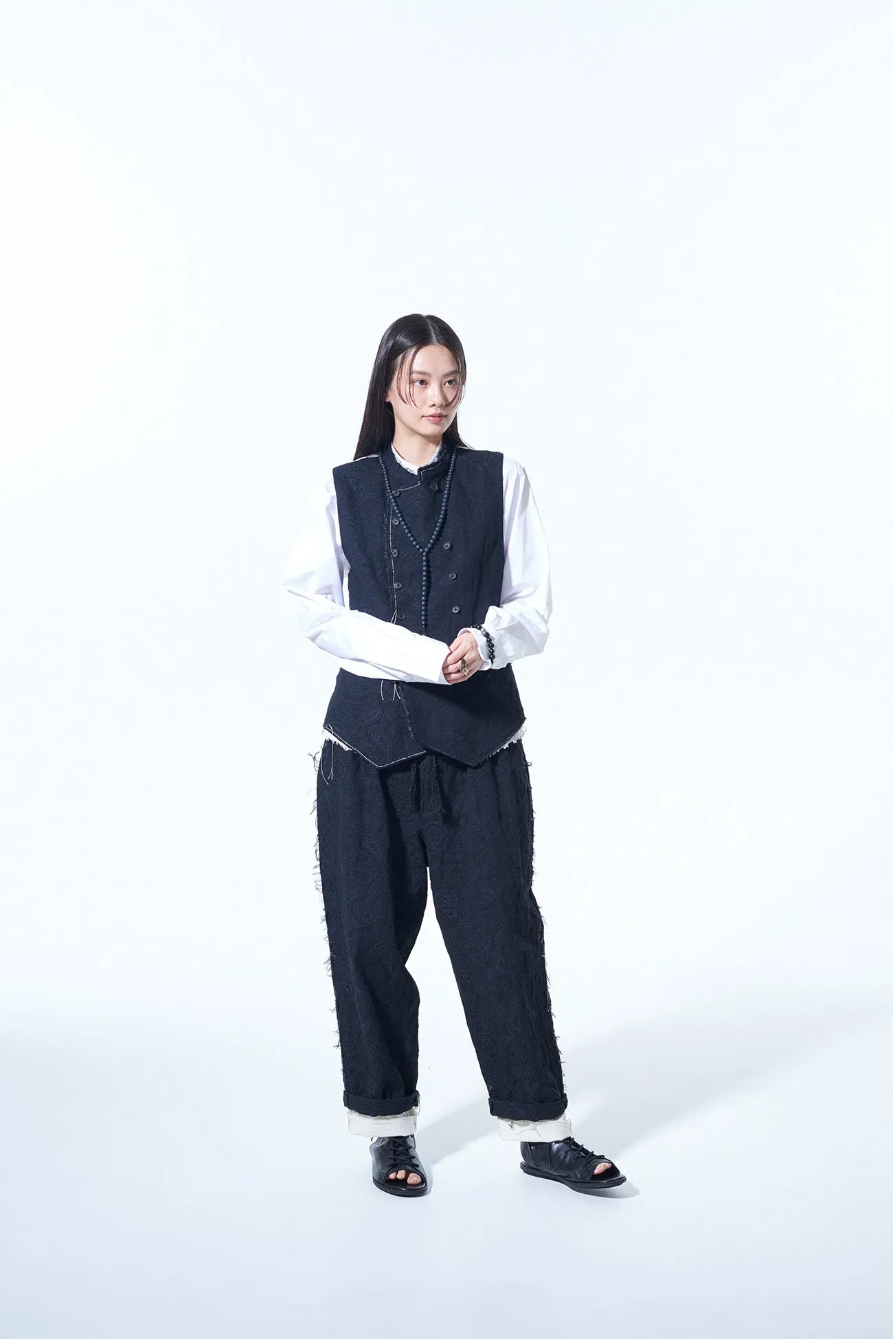 PAISLEY PATTERN JACQUARD CUT-OUT DESIGN TASSEL STRING 2-TUCK PANTS