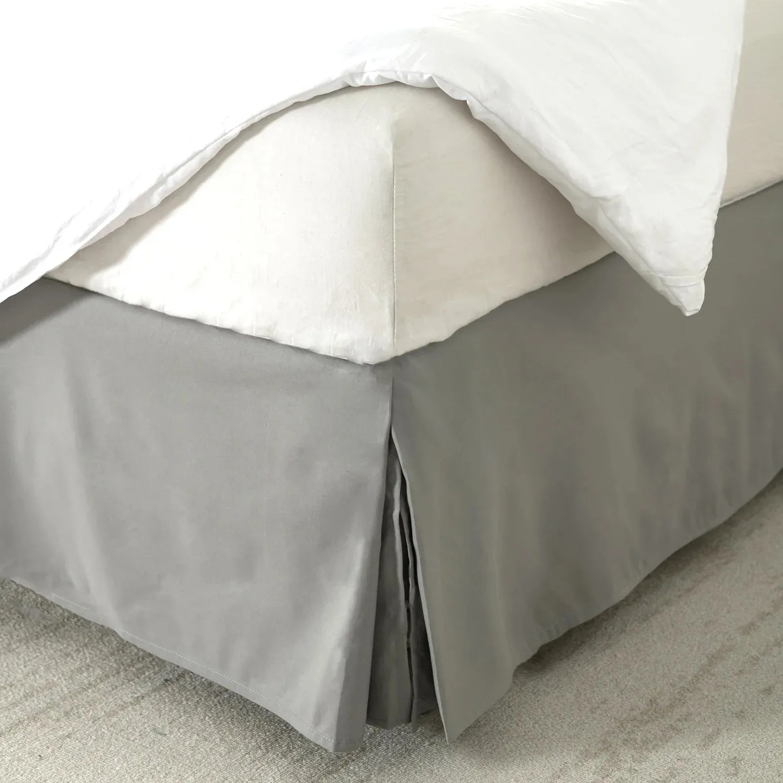 Solid Color Bed Skirt Durable Fabric Dust-Proof Bedspread