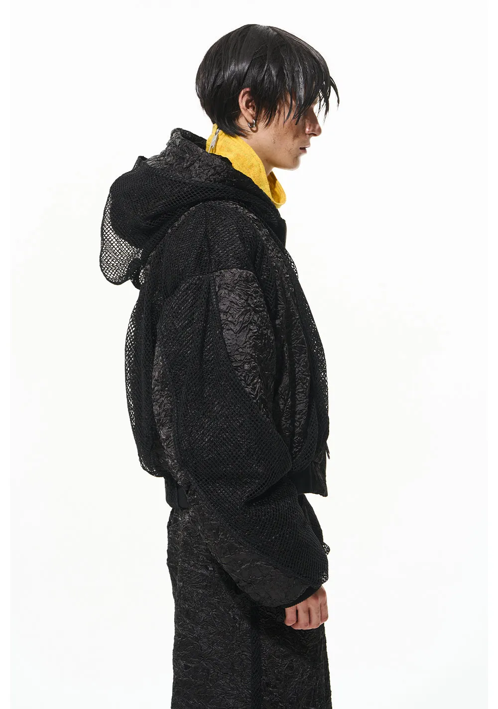 Two-layer wraparound hooded bomber jacket