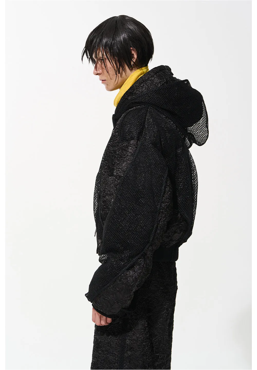 Two-layer wraparound hooded bomber jacket