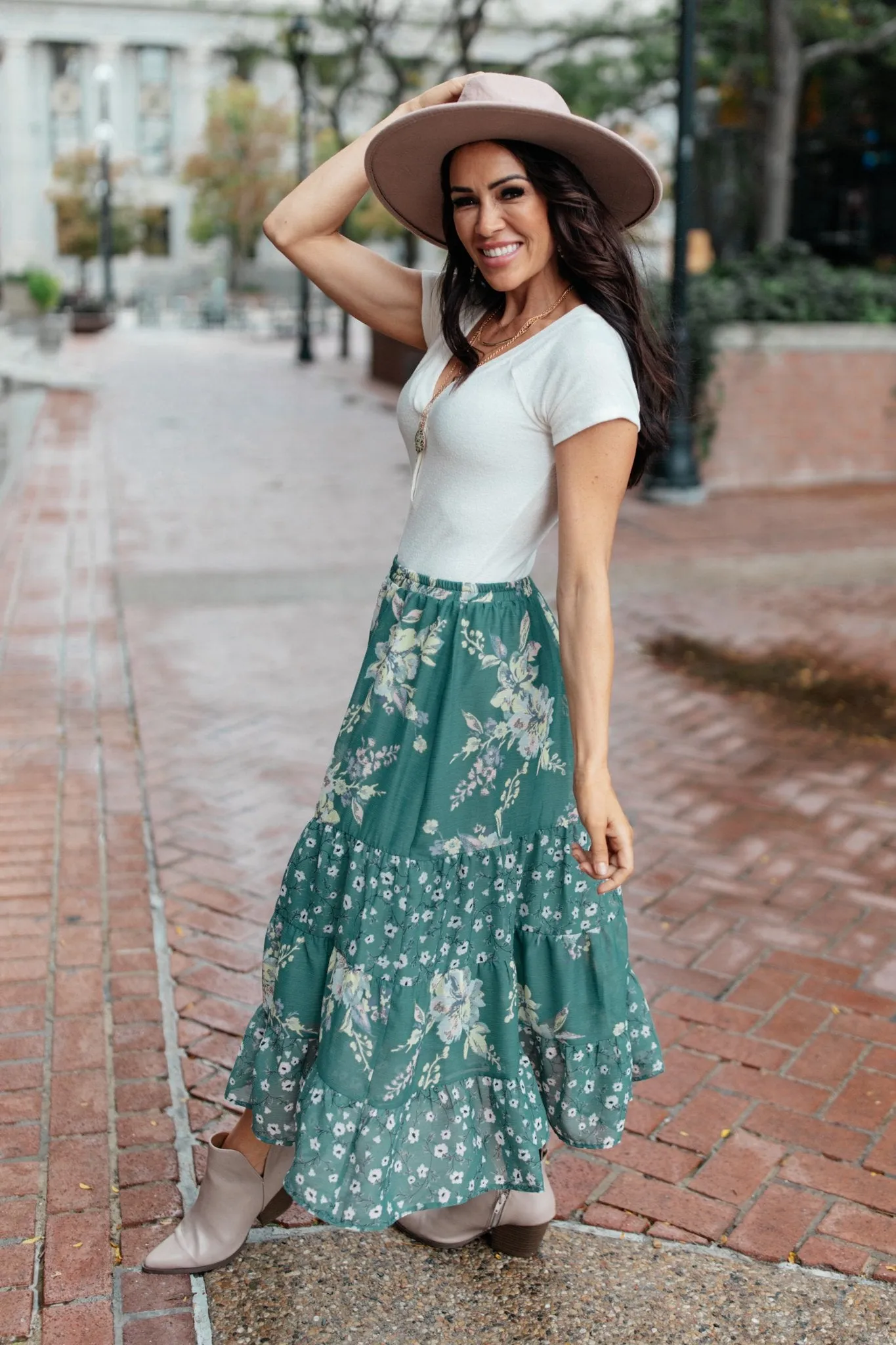 Zoe Floral Middi Skirt in Hunter Green