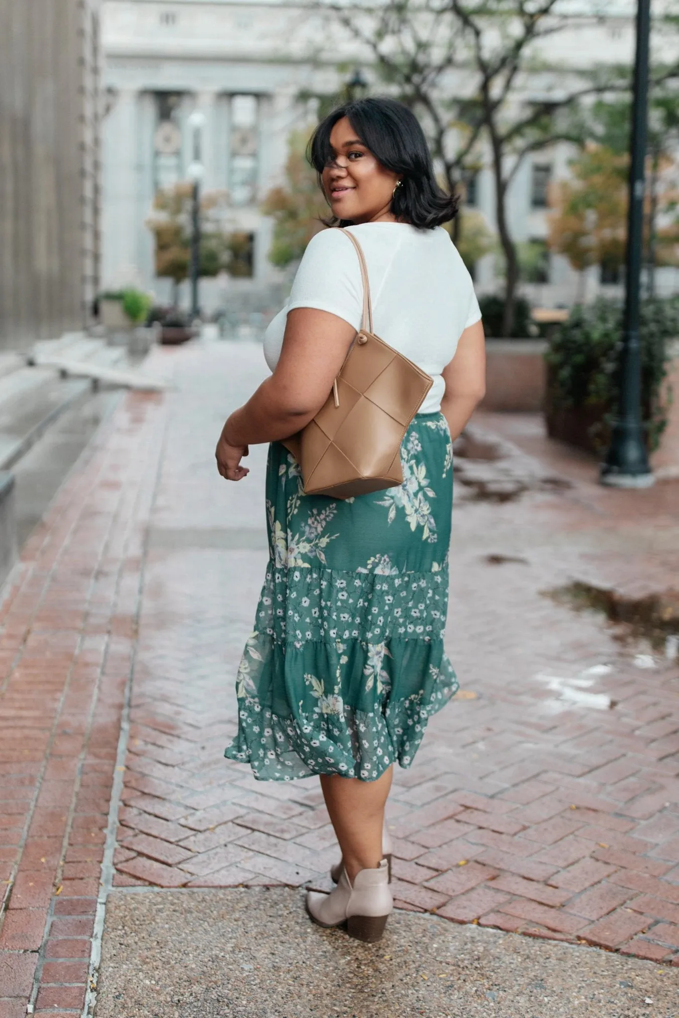 Zoe Floral Middi Skirt in Hunter Green